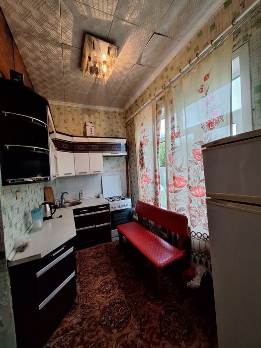 Продам 1 комнатную квартиру район вокзала.