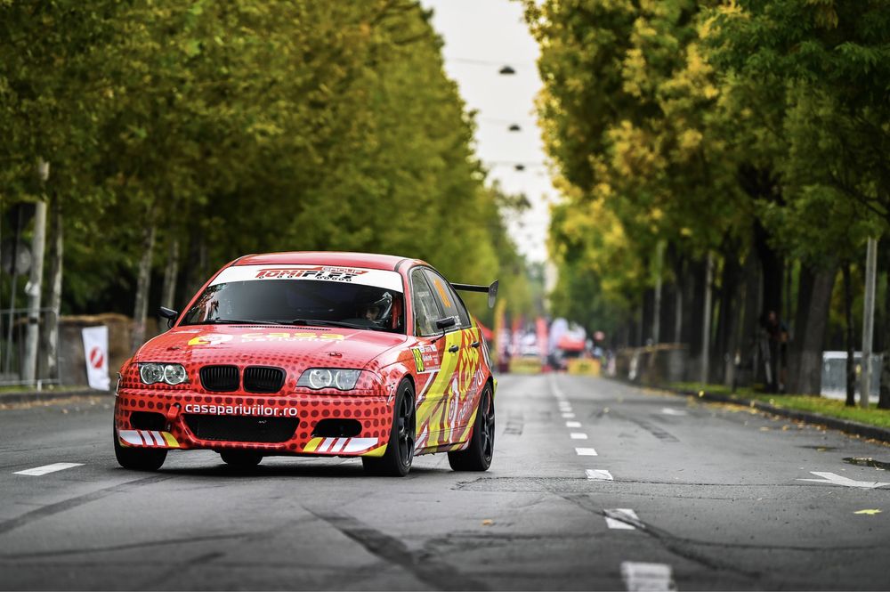 BMW E46 330i - masina de raliu coasta circuit