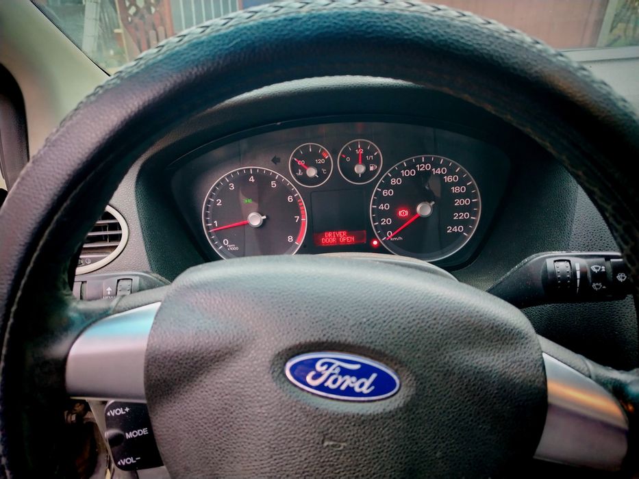 Ford focus 2 de vânzare