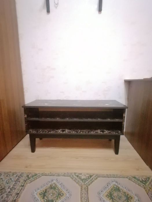 Трюмо подставка для телевизора, зеркало снимается
50 ши172 высота трюм