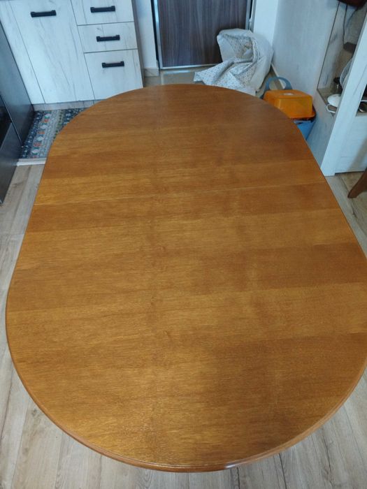 masa lemn masiv extensibila, stare perfecta , intretinuta 150x95x77i