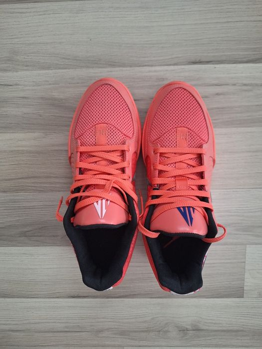 Nike Ja 2 Heart Eyes 43