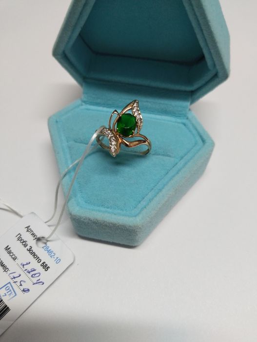 Кольцо золотое 2.2гр 585проб размер 17.5