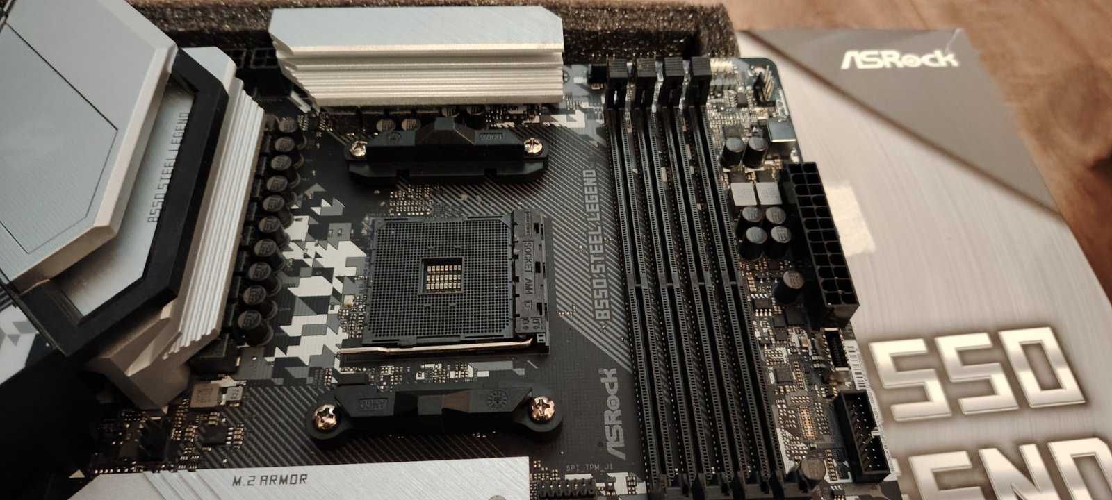 Asrock - B550 Steel Legend + RYZEN 5 5600X 6-Core (4.6 GHz ) AM4