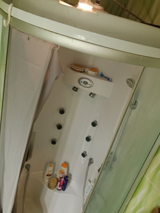 Душ кабина вана ПОДАРЯВА СЕ