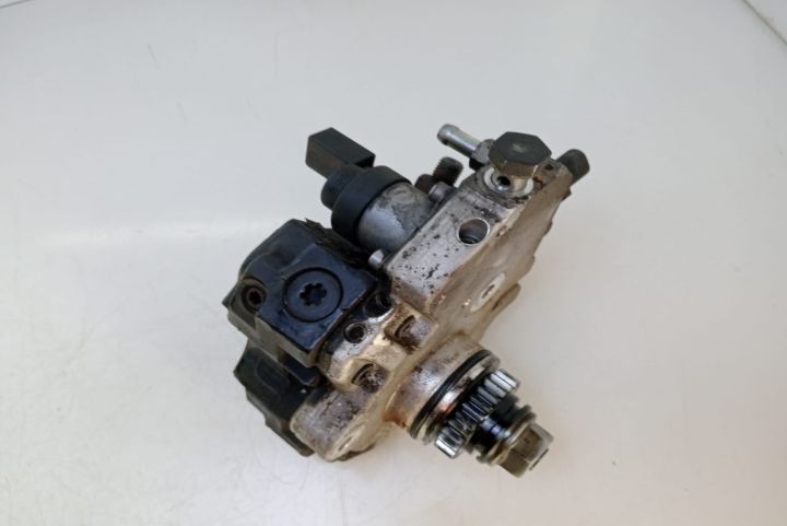 Pompa  inalta presiune 2.0 cdi A6400700701 Mercedes-Benz B-Class W245