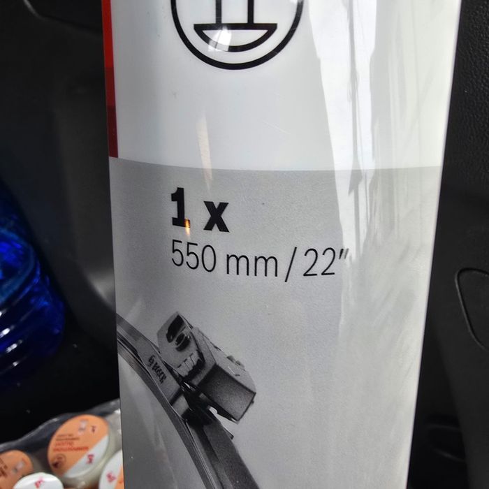 Stergator auto Bosch 22" - 55 cm