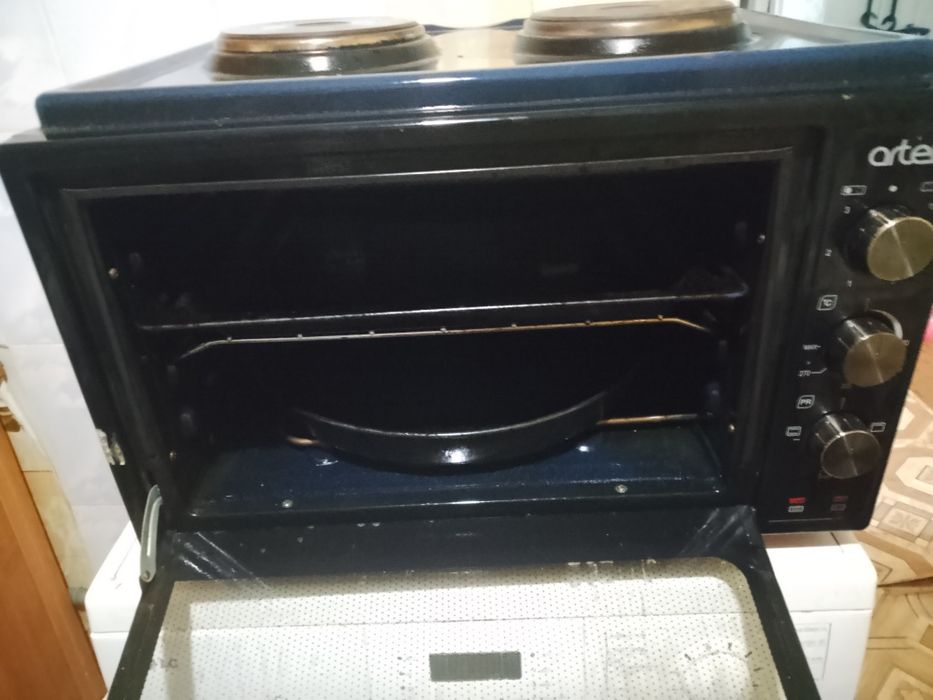 Продам электродуховку электроплита