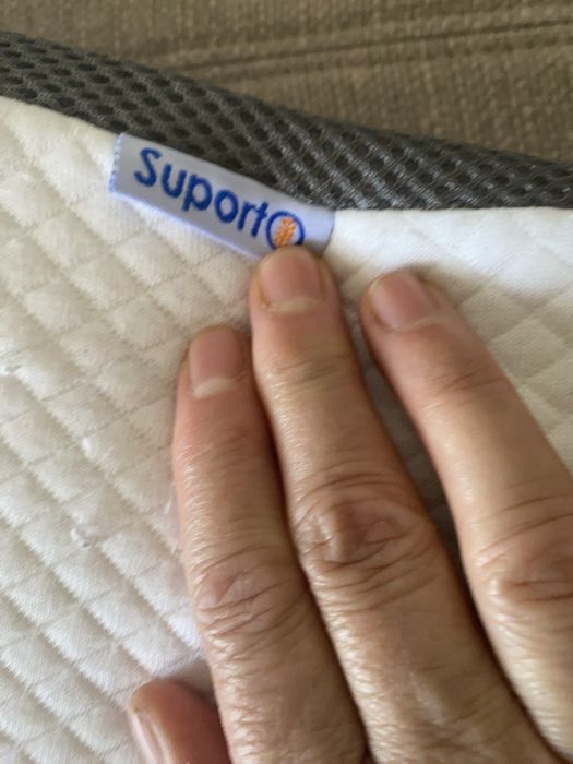 Perna ergonomica pentru gat si coloana cervicala