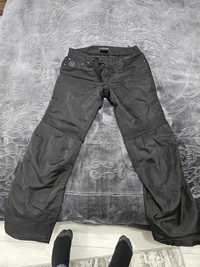 Pantaloni moto cu protecții marimea 52