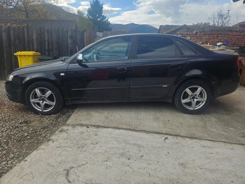 Vând Audi A4 B7.
