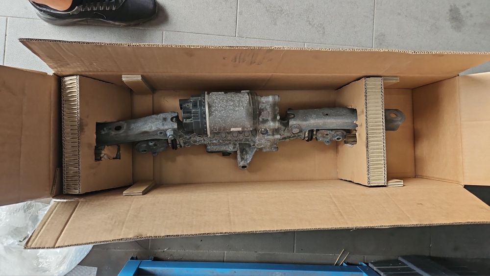 Задна рейка и задна полуоска за BMW G31