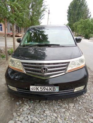 Honda elusion prestige 8 kishilik