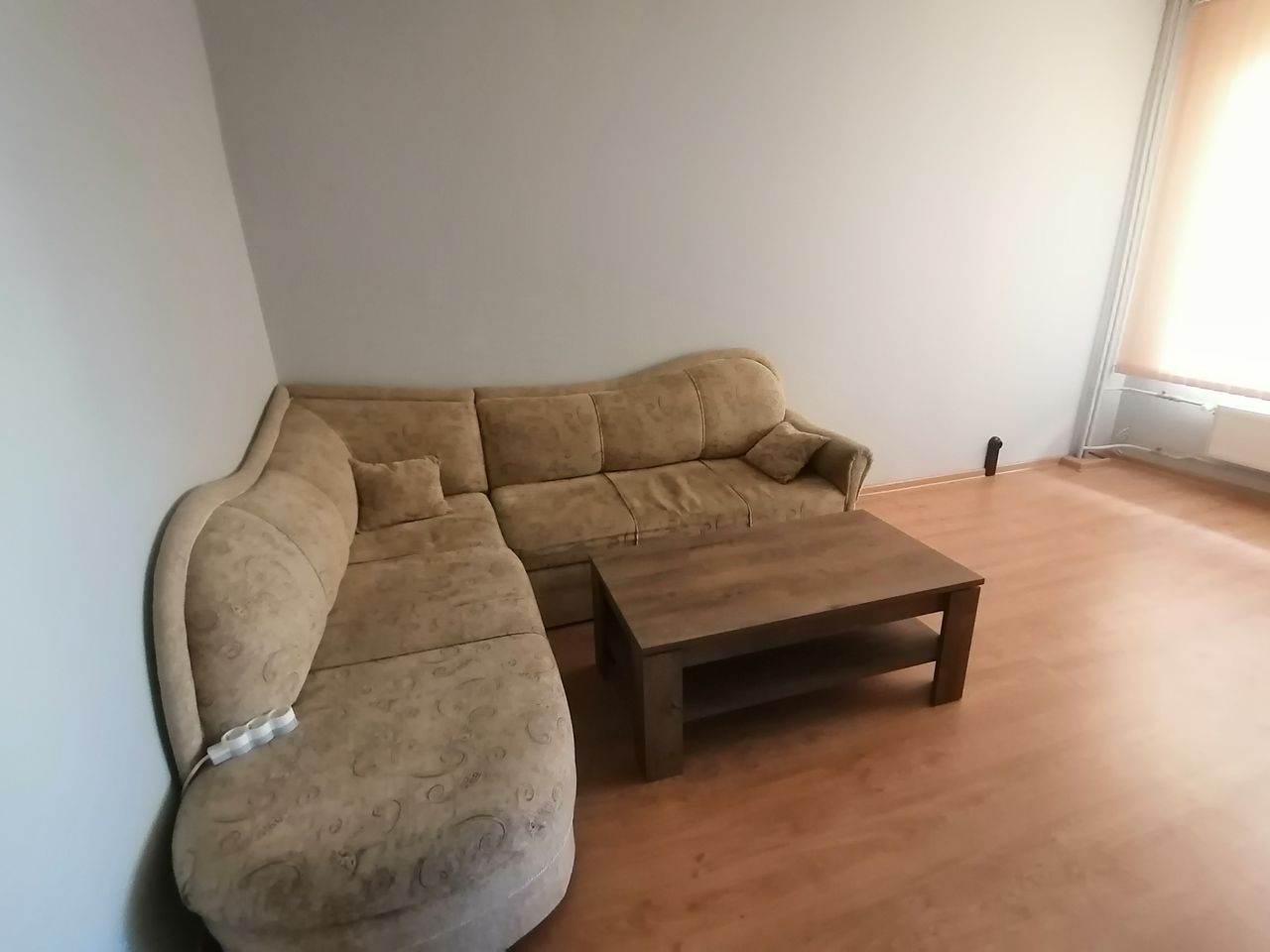 Дава се под наем Двустаен апартамент в София, Банишора - 65 кв.м за 448.8 € - Снимка #2
