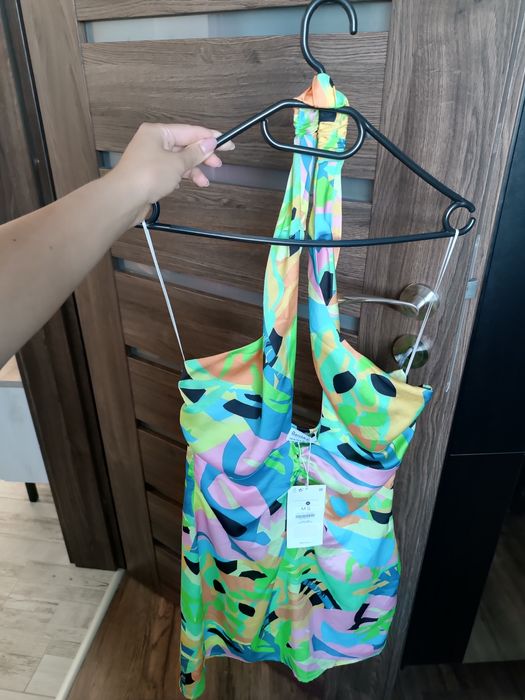 Нови рокли Bershka, Mohito