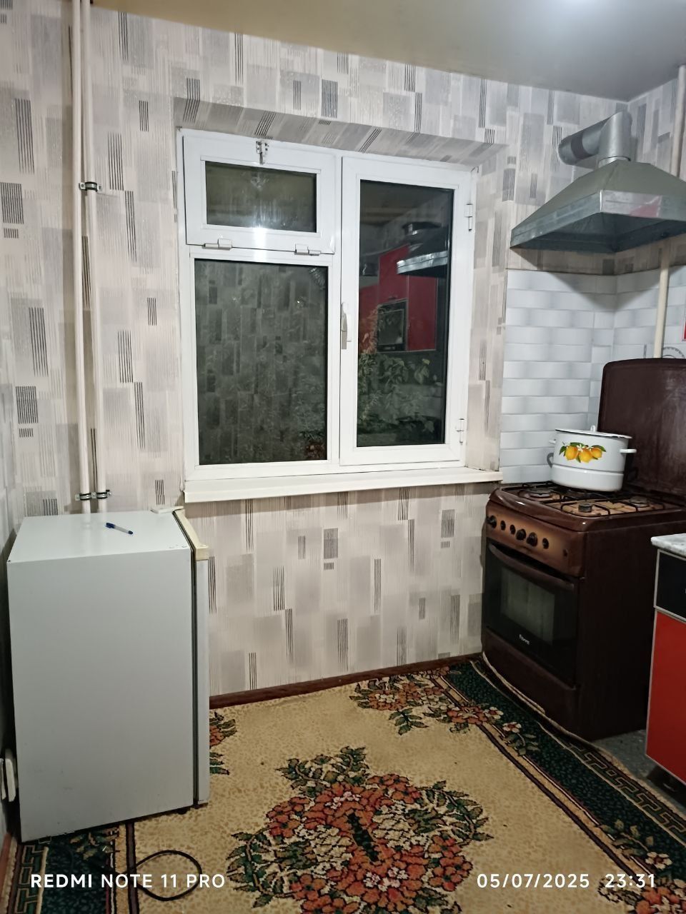 ARZON Oilalilarga Vokzal parkni oldida 2 xonali kvartira