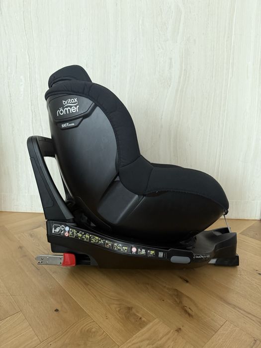 Scaun auto rotativ Britax 3 luni - 4 anu cu baza  isofix inclusa