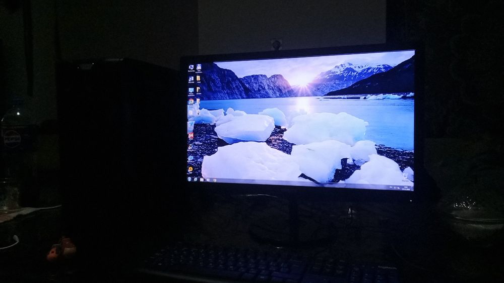 Kampyuter sotladi damashni