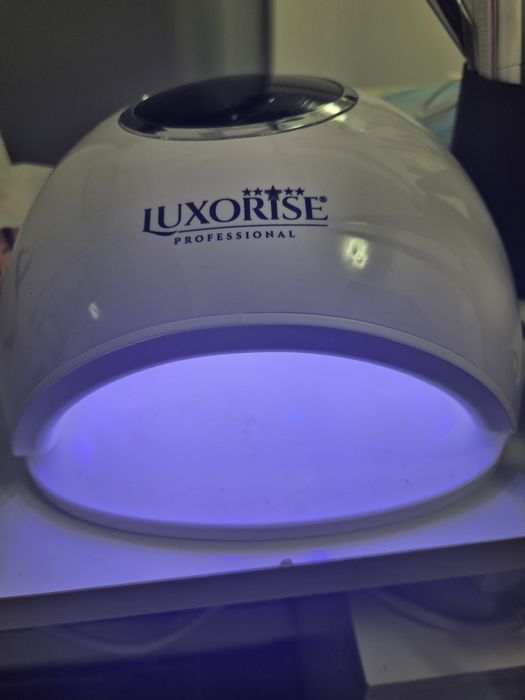 Vand lampa led manichiura