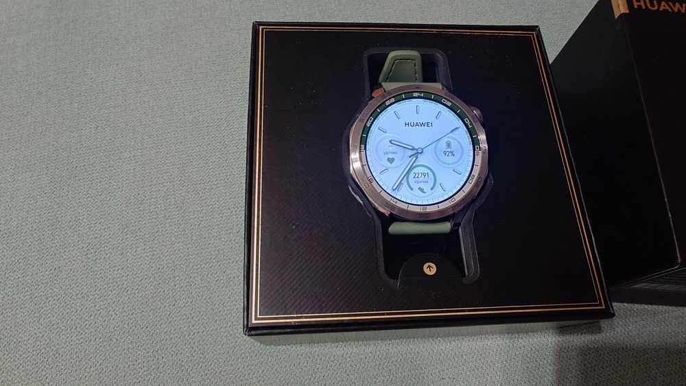 Huawei  Watch 4  Green