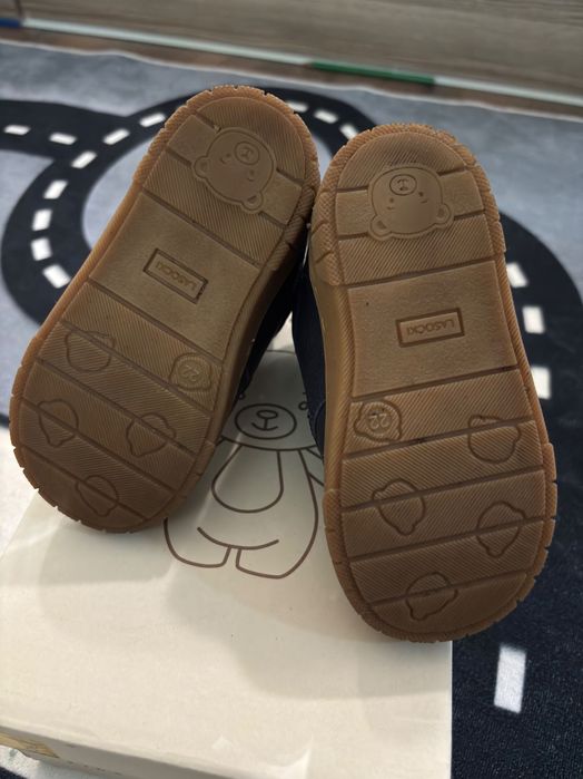 Детски ботушки носени 1 път