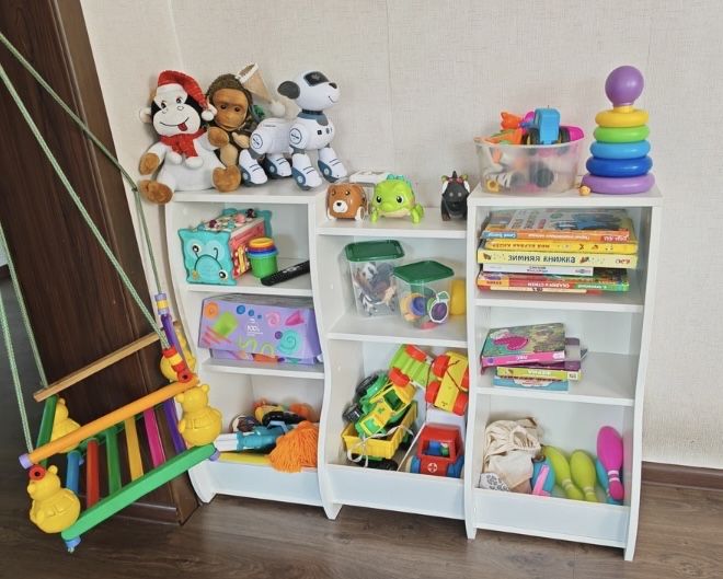 Продам стеллаж детский