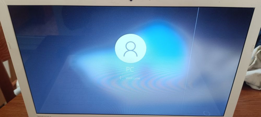 Лаптоп Toshiba Satellite L50