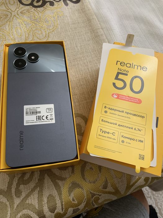 Realme note 50 почти новый с коробкой