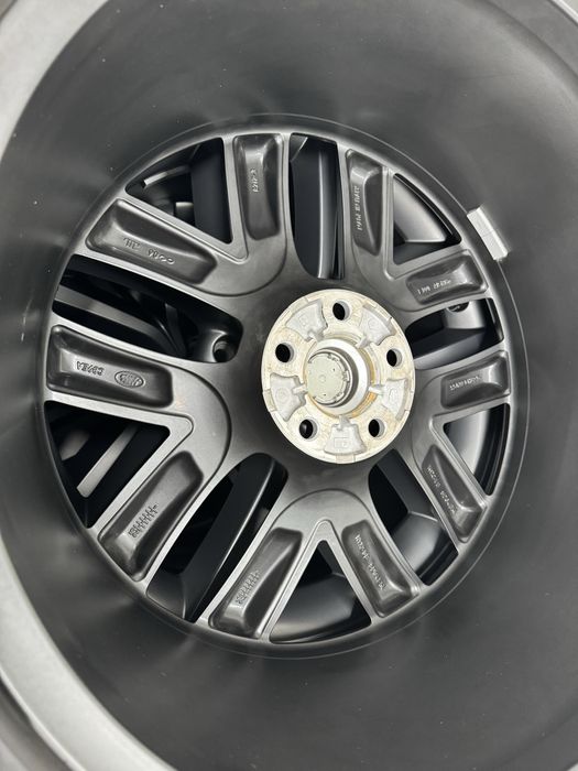 Jante Originale Range Rover Vogue/ Sport R22 L461 Michelin Dot2024 99%