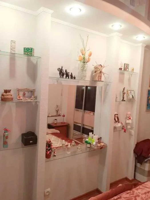 Дава се под наем Двустаен апартамент в София, Зона Б-18 - 67 кв.м за 561 € - Снимка #3