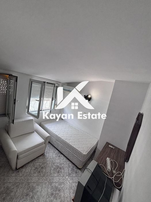 Дава се под наем Двустаен апартамент в Бургас, Братя Миладинови - 65 кв.м за 300 € - Снимка #2