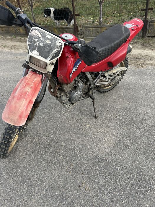 Honda nx 650 dominator