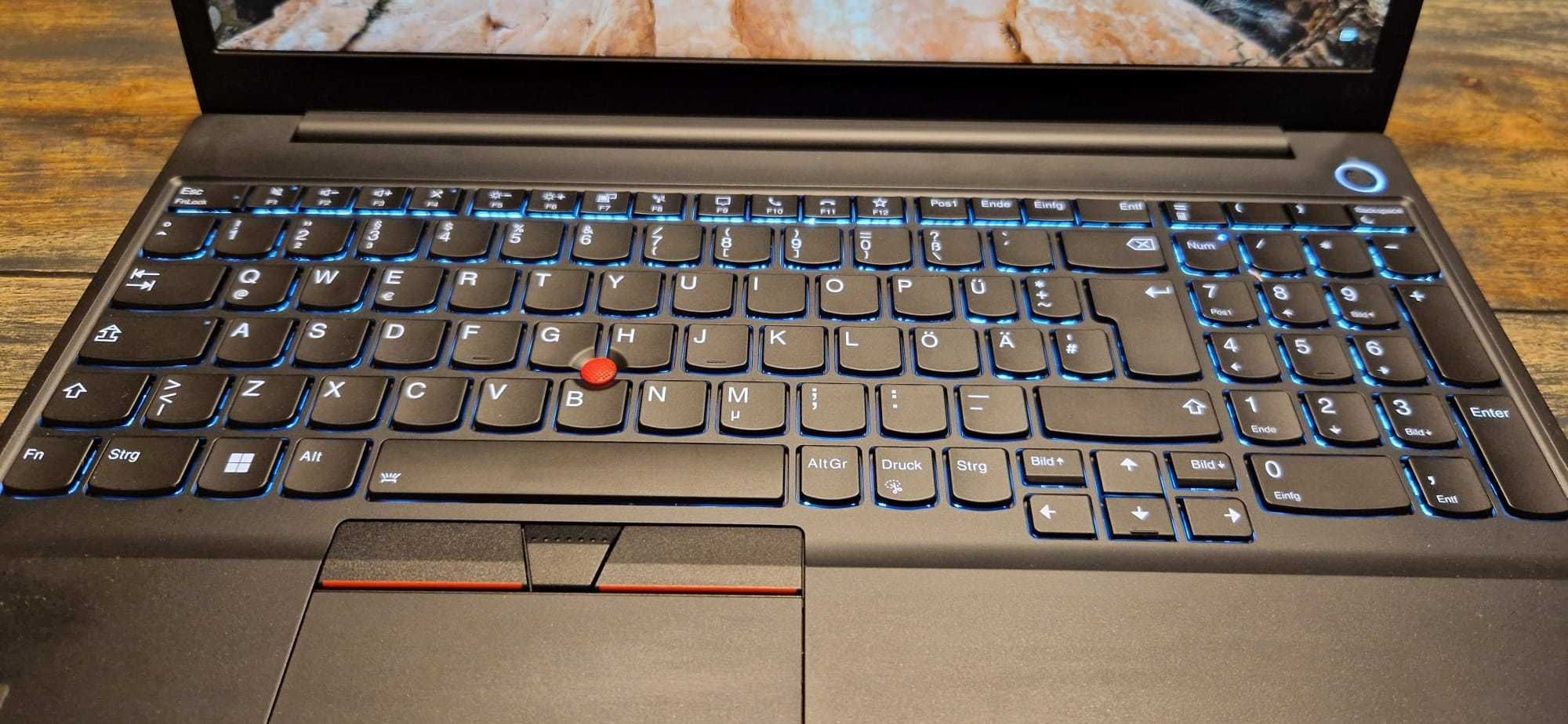 Vand Laptop LENOVO ThinkPad E15 Gen 4, procesor I7, 1255U