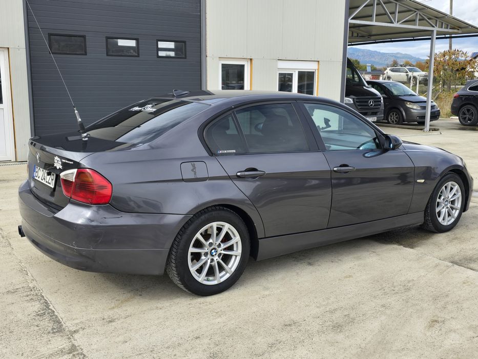 Vând BMW seria 3