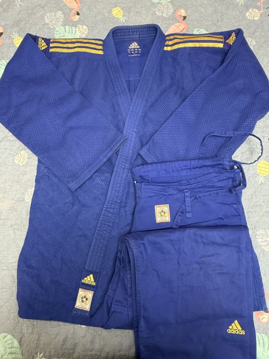 Кимоно почтий новый (ношен 1 раз)