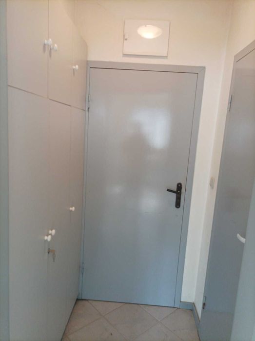 Продава се Офис в Шумен, Център - 48 кв.м за 1413 €/кв.м - Снимка #5