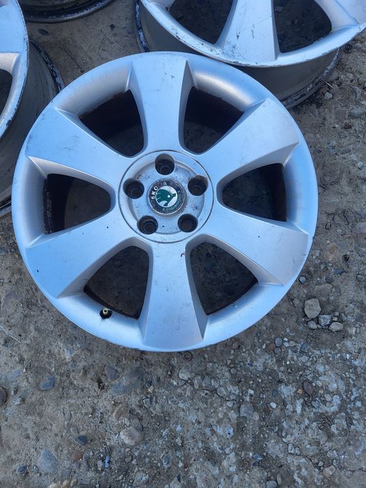 Jante aliaj R18 skoda superb 2010