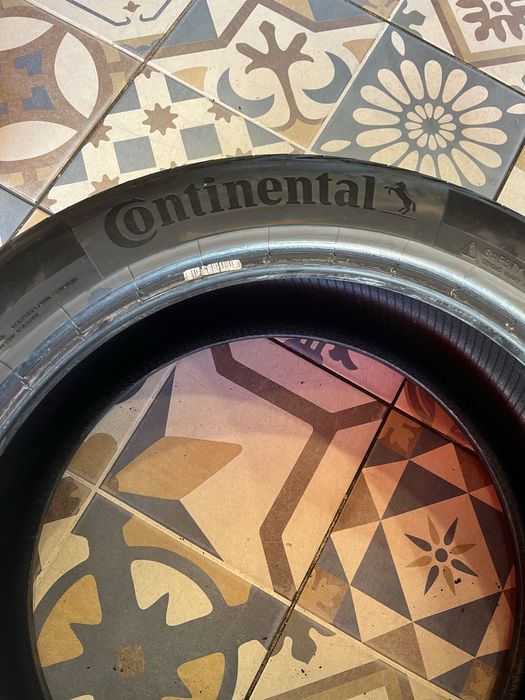 Anvelope Continental 235/45 R18 Vara