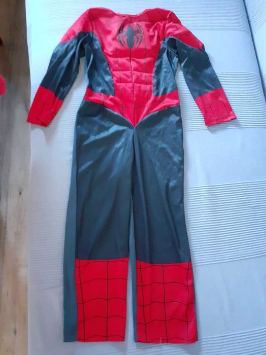 Костюм на Спайдърмен - размер 128 см за Хелоуин и не само
