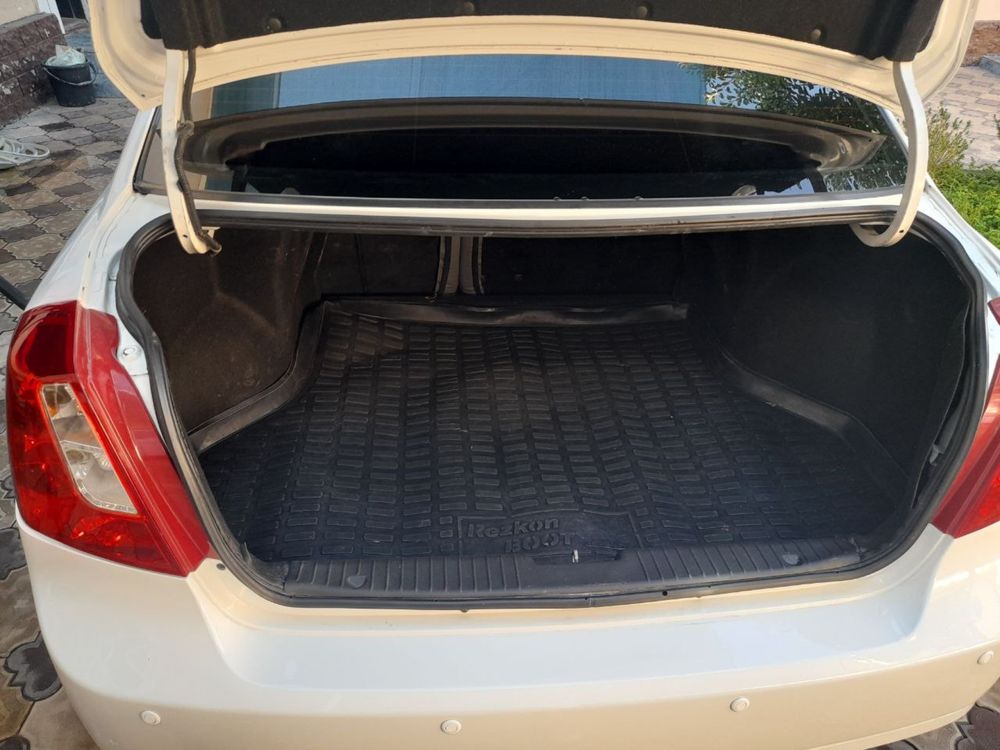Lacetti 1.8 3-pozitsiya Avtomat karobka Korea srochna sotiladi
