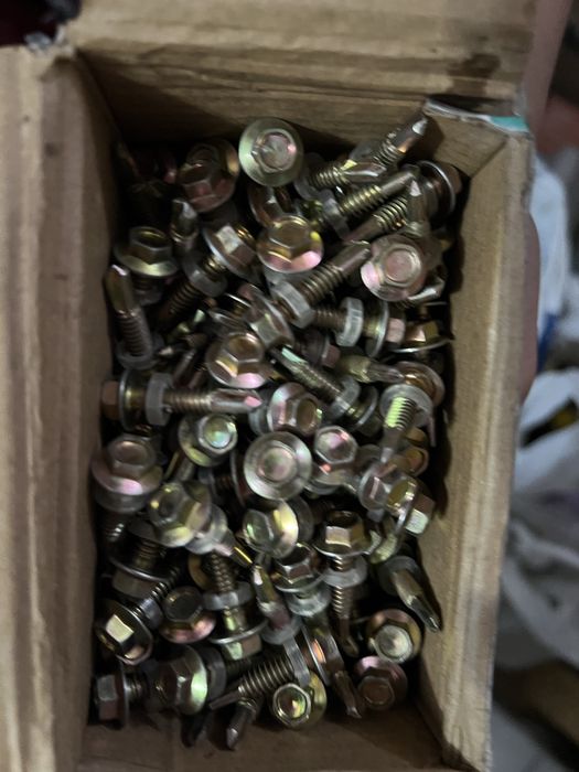 Продам ExProfil саморез (3.9х60 мм) 150 шт. Упаковка за 900тг.