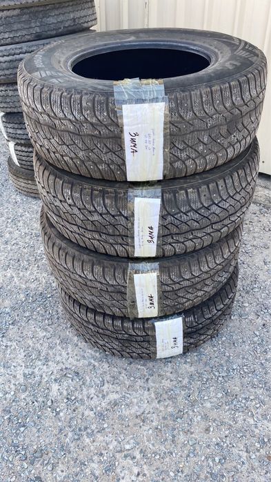 Шины зимняя 265/65/17 Viatti