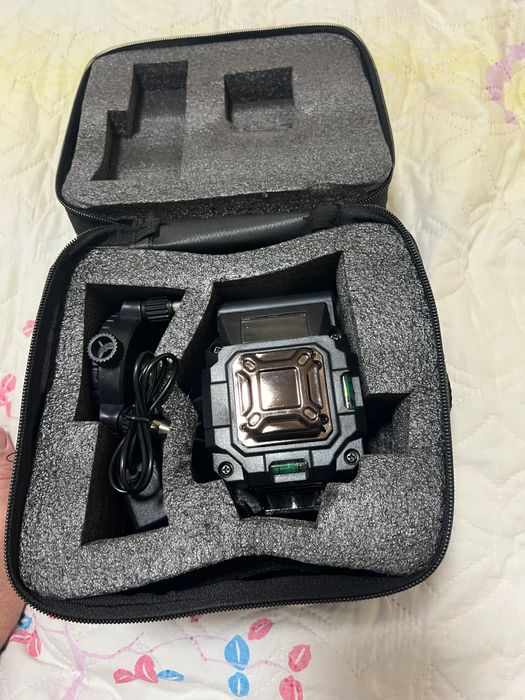 Зелен лазерен нивелир Milwaukee