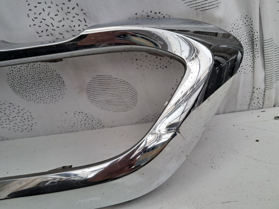 Лайсна грил решетка броня Mercedes X253