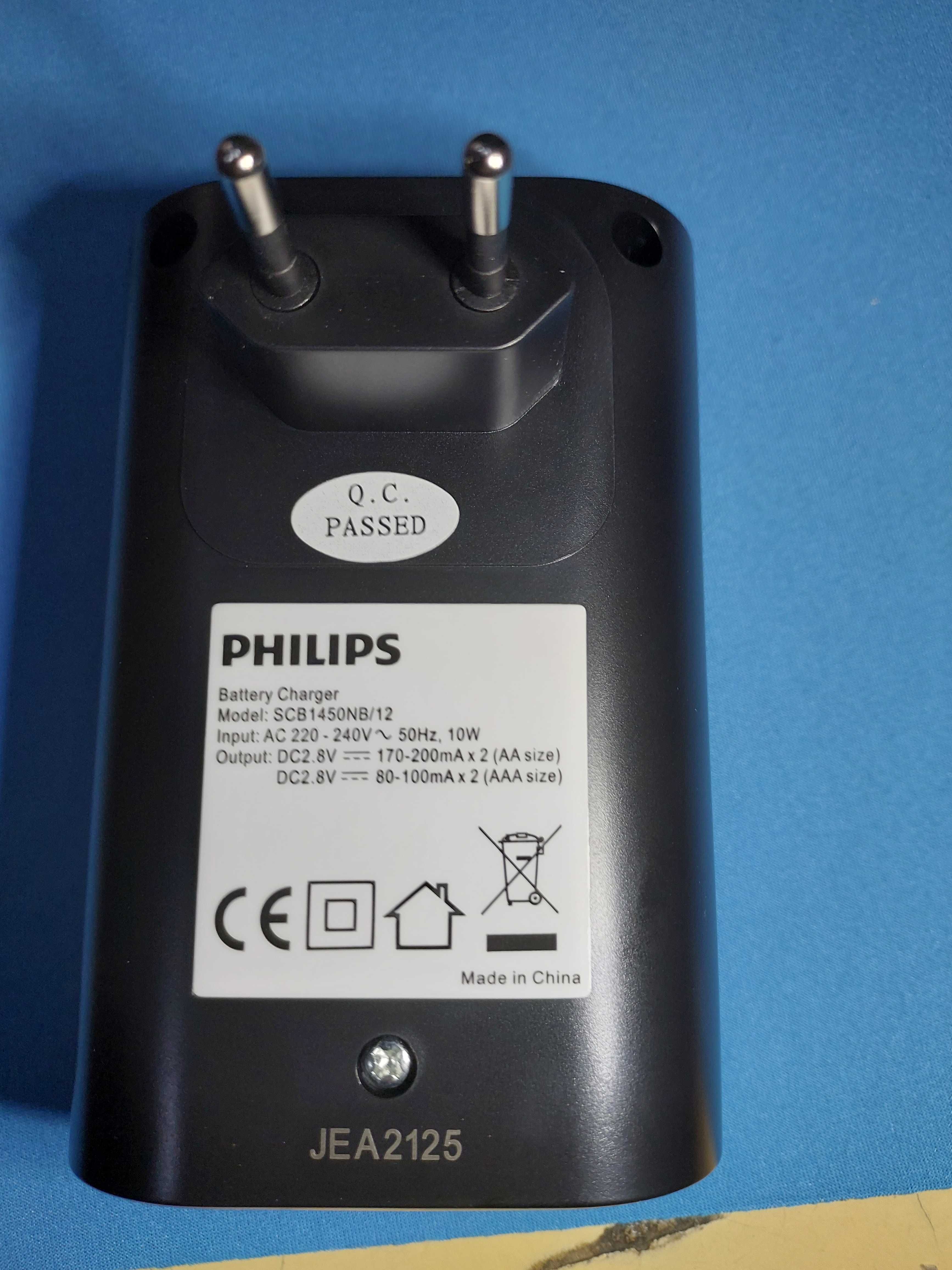 Incarcator acumulatori r3 r6 aaa aa Philips