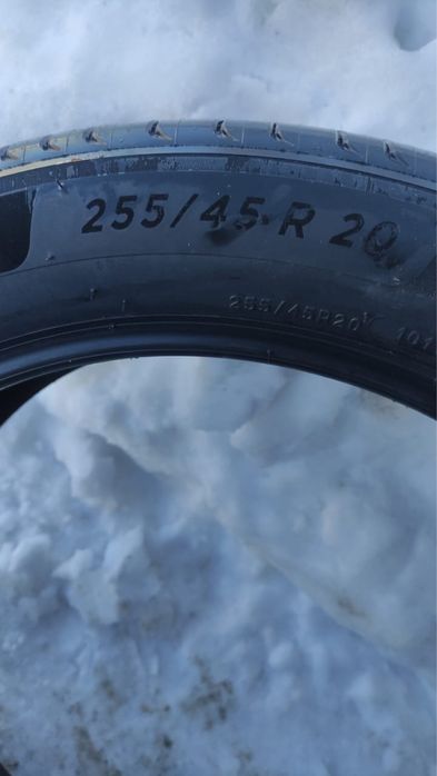 Продается комплект новых шин michelin