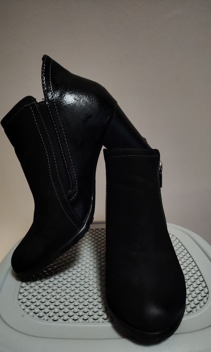 Черни дамски боти