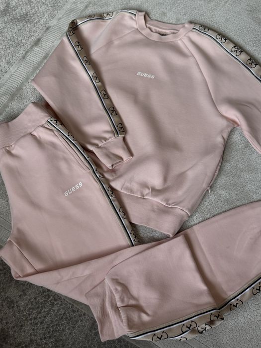 Guess двойка , почти новая