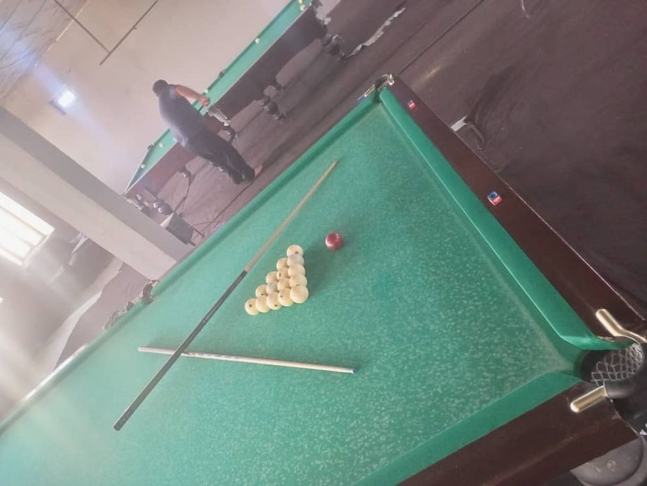 Bilyardxona sotiladi barcha zarur jihozlari bor
