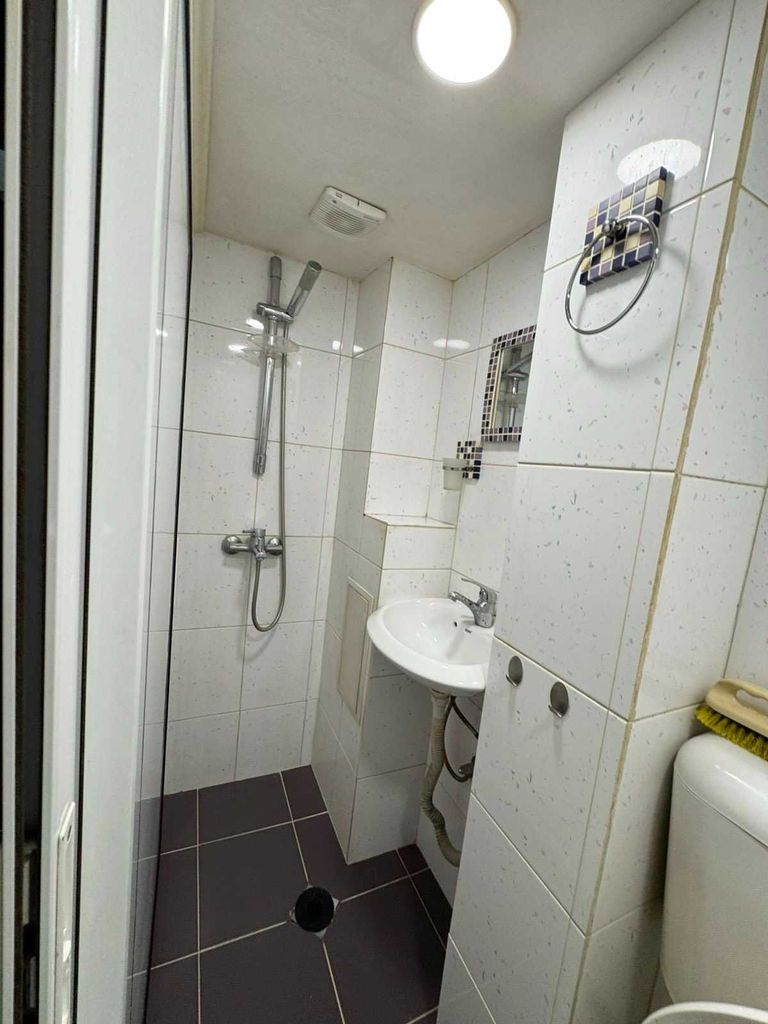 Продава се Двустаен апартамент в Велико Търново, Център - 50 кв.м за 1460 €/кв.м - Снимка #9